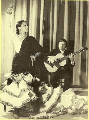 Mi primera Maestra Ana Mercedes & Andrés Batista