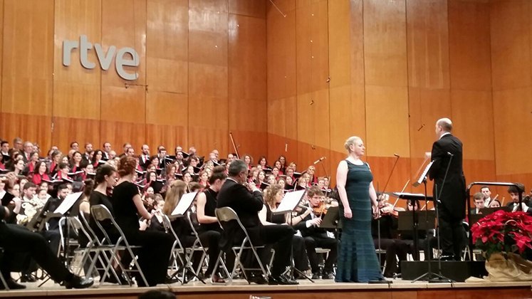 Teresa Laiz & Orquesta, Coro y Escolanía JMJ